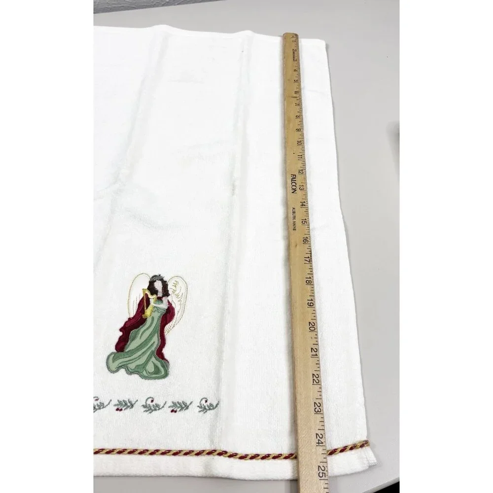 VTG St Nicholas Square 25x16 Angel Hand Towels (Set Of 2) Cream 100% Cotton GUC